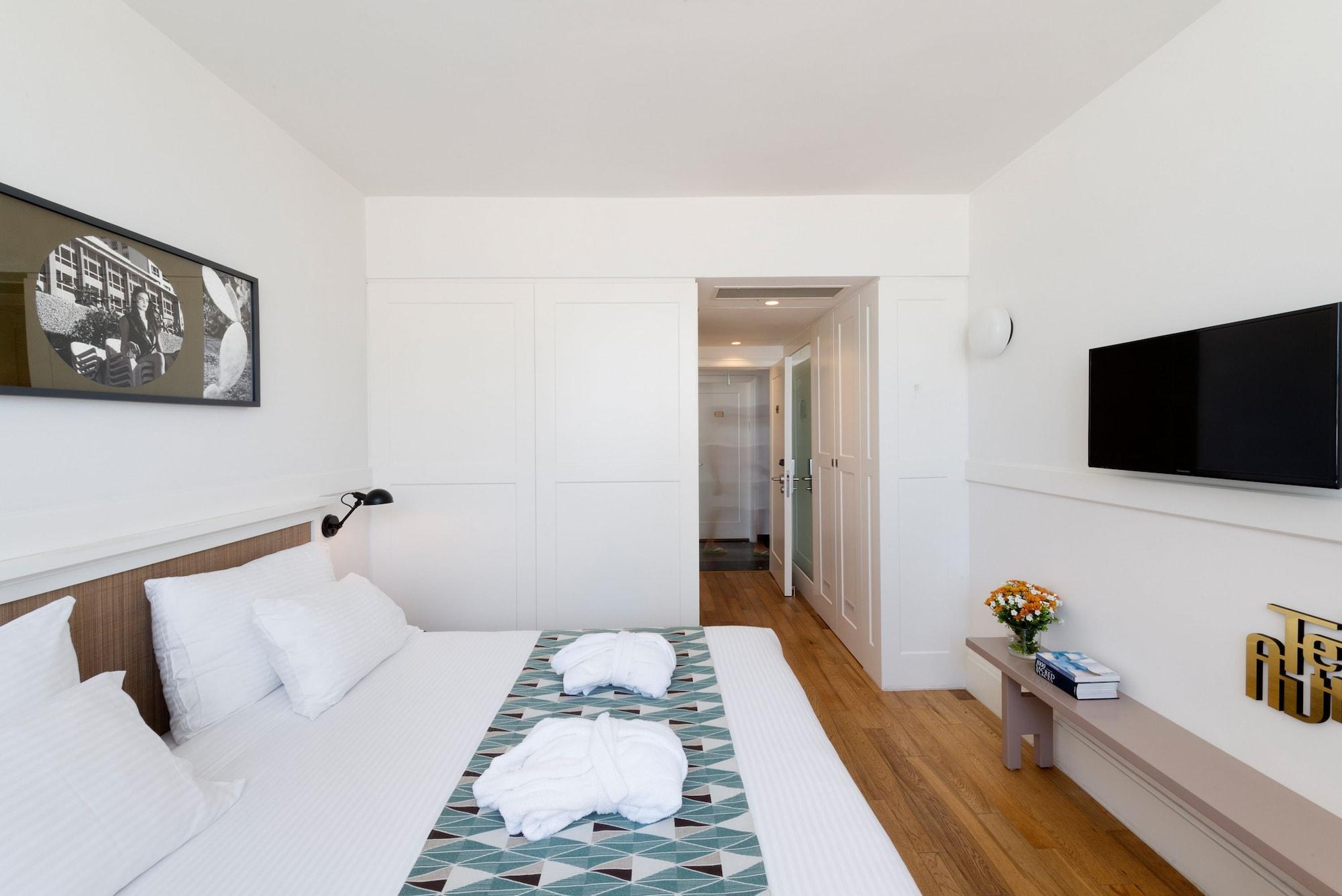 Lily & Bloom Boutique Hotel Tel Aviv Exteriör bild